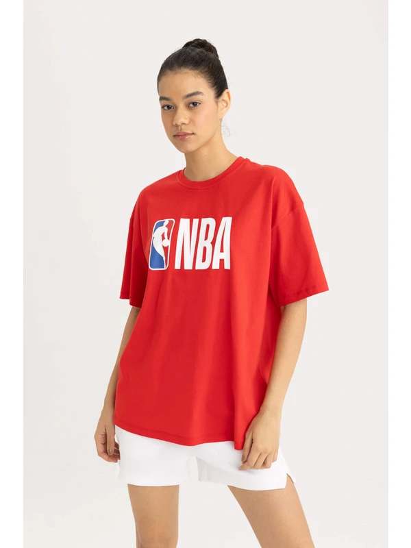 DeFactoFit NBA Wordmark Oversize Fit Baskılı Kısa Kollu Tişört V9082AZ24SM