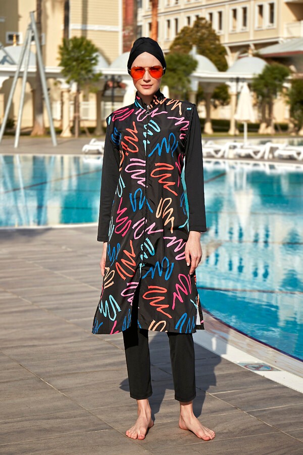 Remsa Mayo Remsa Tam Kapalı Mayo Kadınlar İçin Esnek Polyester Kumaşlı Renkli Desenli 4 Parça Set görsel 4