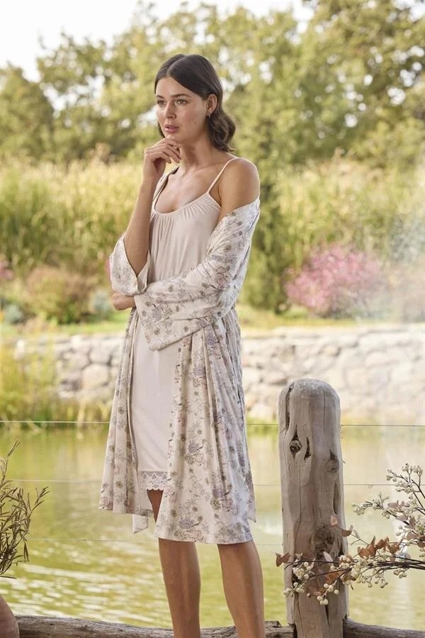 Ang Butik Çiçek Desenli ve Dantelli Sabahlık Takımı görsel 2