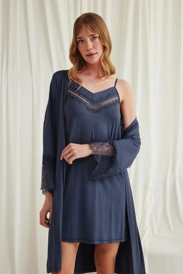 Ang Butik Dekolteli Yakası ve Kolu Dantelli Sabahlık Takımı görsel 4
