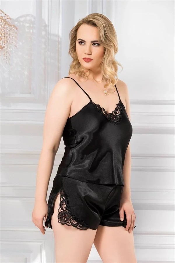 Fantastik Store Şık Tasarım Yumuşak Dokulu Büyük Beden Dantel Işlemeli Siyah Saten Babydoll Şort Takımı