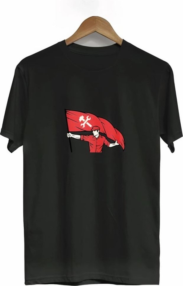 Fantastik Store 1 Mayıs Emek ve Dayanışma Bayraklı Emekçi Baskılı Bisiklet Yaka T-Shirt - Siyah