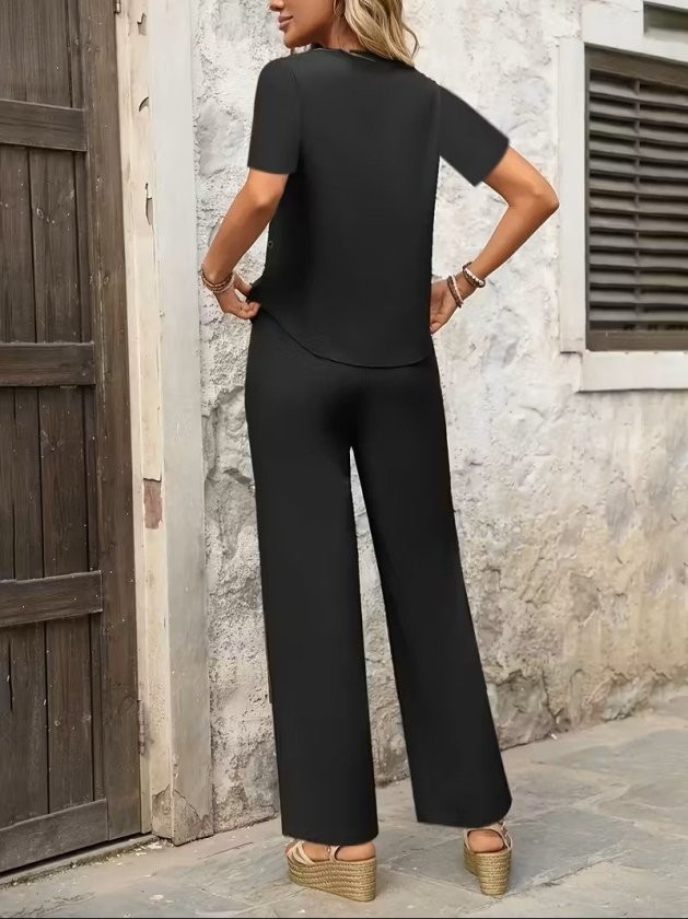 Modi Kadın Kısa Kollu Kayık Yaka Önü Asimetrik Detaylı Sandy Bluz ve Pantolon Ikili Takım