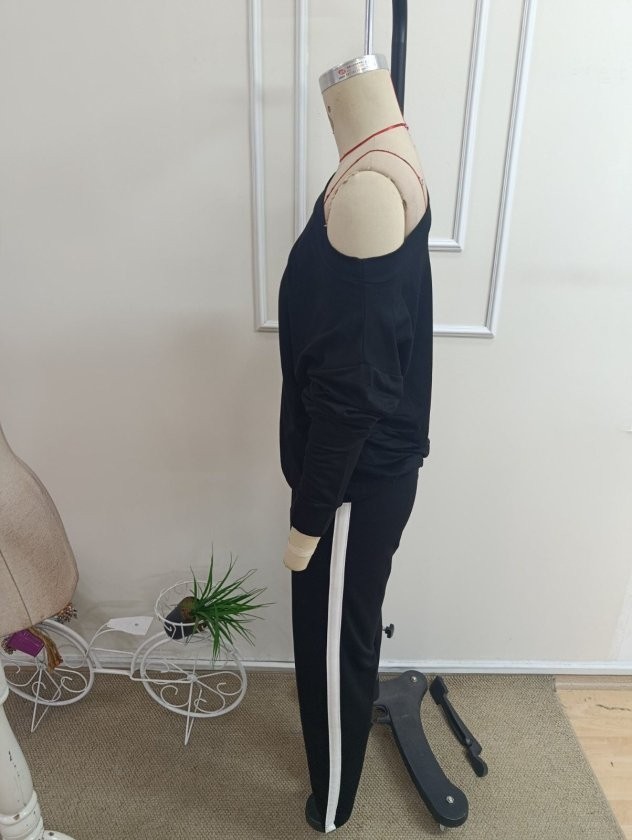 Trend Cojans Kadın Tek Omuzdan Açık Uzun Kollu Viskon Iki Iplik Bluz ve Yan Şerit Detaylı Pantolon Ikili Takım görsel 5