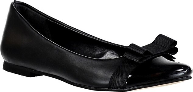 Fox Shoes Siyah Kadın Babet Suni Deri Düz Taban Günlük Kullanım İçin Rahat Ayakkabı D726019509 görsel 2