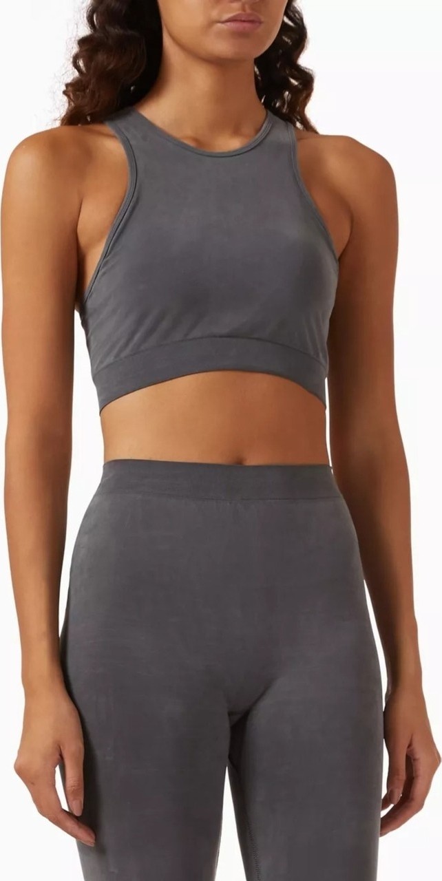 Cropped Cupro Kısa Top, Dikişsiz, Esnek ve Etik Üretimle Şekillendirici Tasarım
