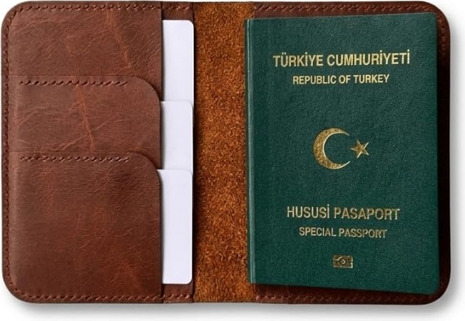 1001 Hakiki Deri Pasaport Kılıfı, Kart ve Kimlik Bölmeli Seyahat Cüzdanı - Kahverengi
