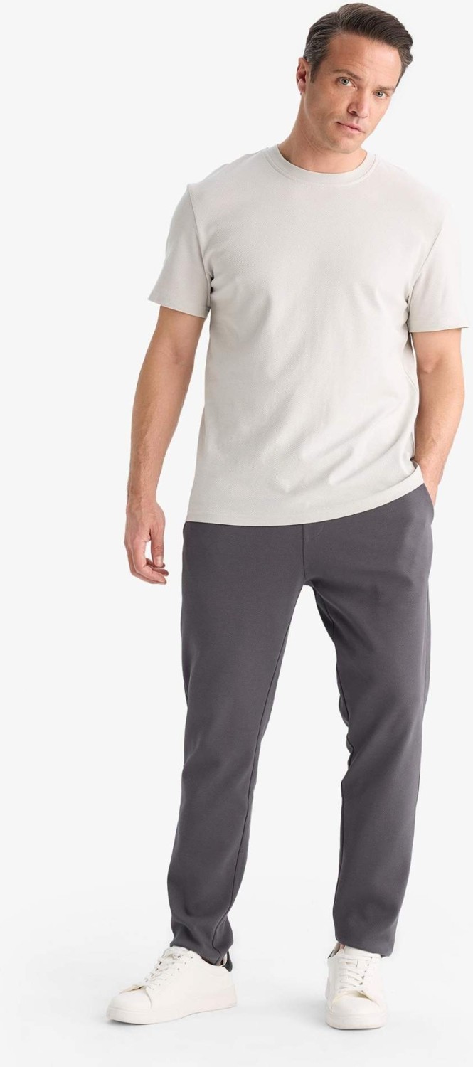 DeFacto Regular Fit Esnek Basic Beli Bağcıklı Cepli Düz Paça Jogger Pantolon C6022AX25AU