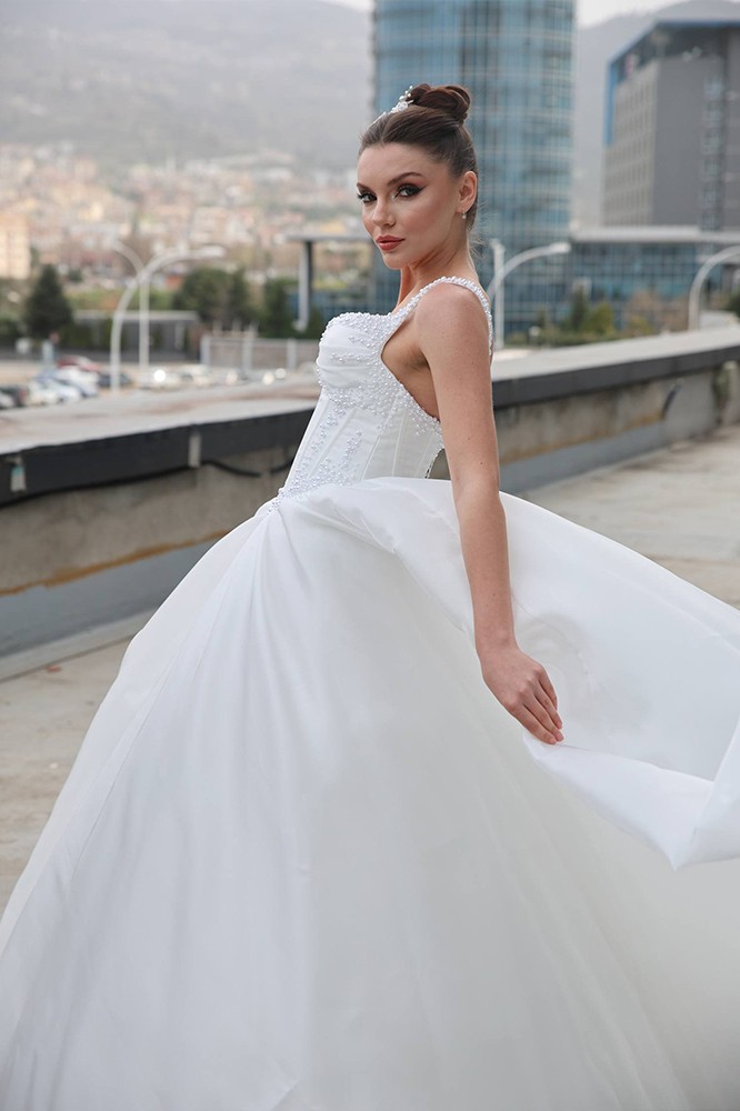 Sumella Couture Perla
