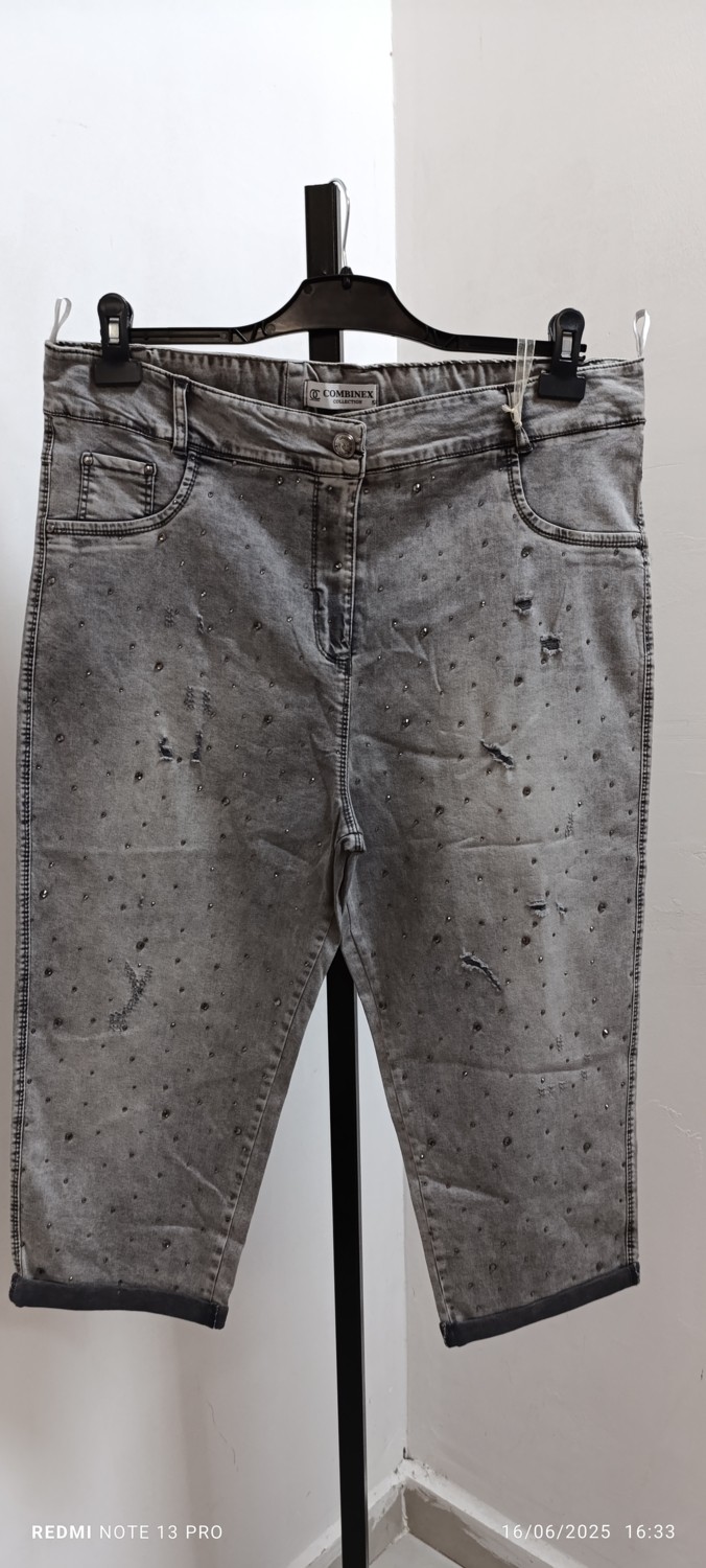 Akşen Giyim Büyük Beden Full Likralı Yüksek Belli Kar Yıkama Taşlı Yazlık Denim Kumaş Kapri görsel 3