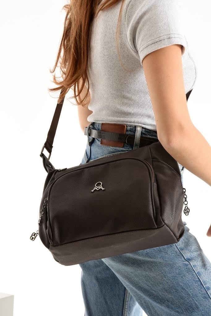 Baginn Kadın Postacı Çanta Çapraz Askılı Suni Deri Omuz Çantası 32*22 cm Mega Günlük Omuz Çantası görsel 3