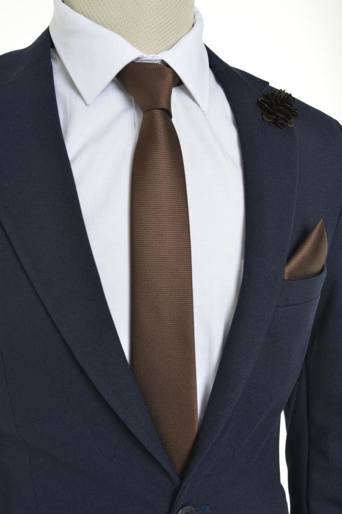 Brianze Kahverengi Kravat Mendil Yaka Çiçeği Set %100 Microfiber Desenli Şık Erkek Aksesuarı