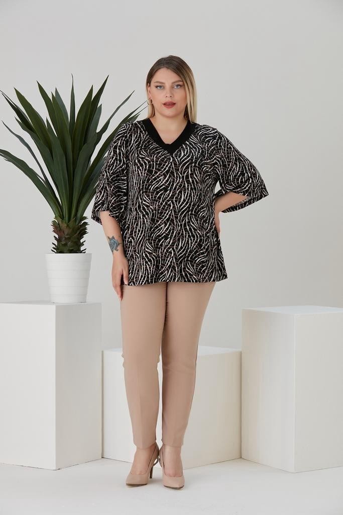 Wearon Kadın V Yaka Volanlı Kol Büyük Beden Bluz görsel 4