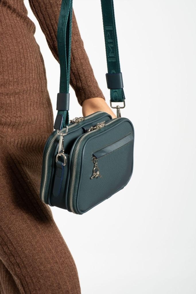 Baginn Çapraz Askılı Kadın Omuz Çantası 25*15 cm Vegan Deri Mega Bag Postacı Çanta Suni Deri görsel 6