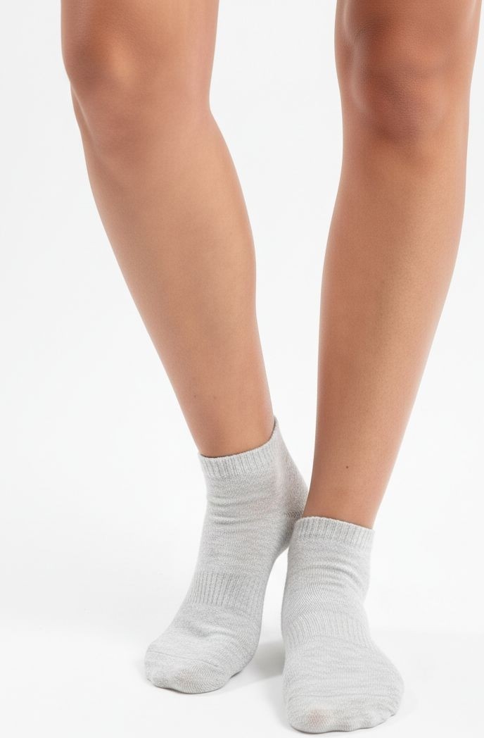THE HUEZ 3 Çift Kadın Pamuklu Yumuşak Patik Çorap,Terletmeyen Dikişsiz Soket Çorap,Teknik Detaylı Rahat Kalıp Yazlık Sneaker Çorabı