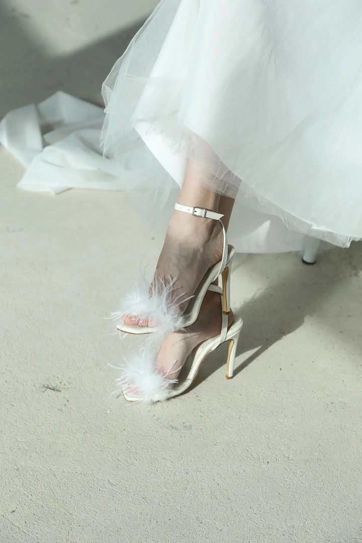 Letafia Diva Tüylü Stiletto Beyaz görsel 3