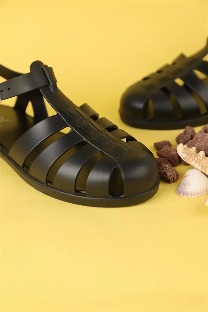 Igor 36-40 Numara Igor Bıarrıtz Sandalet - Siyah görsel 2