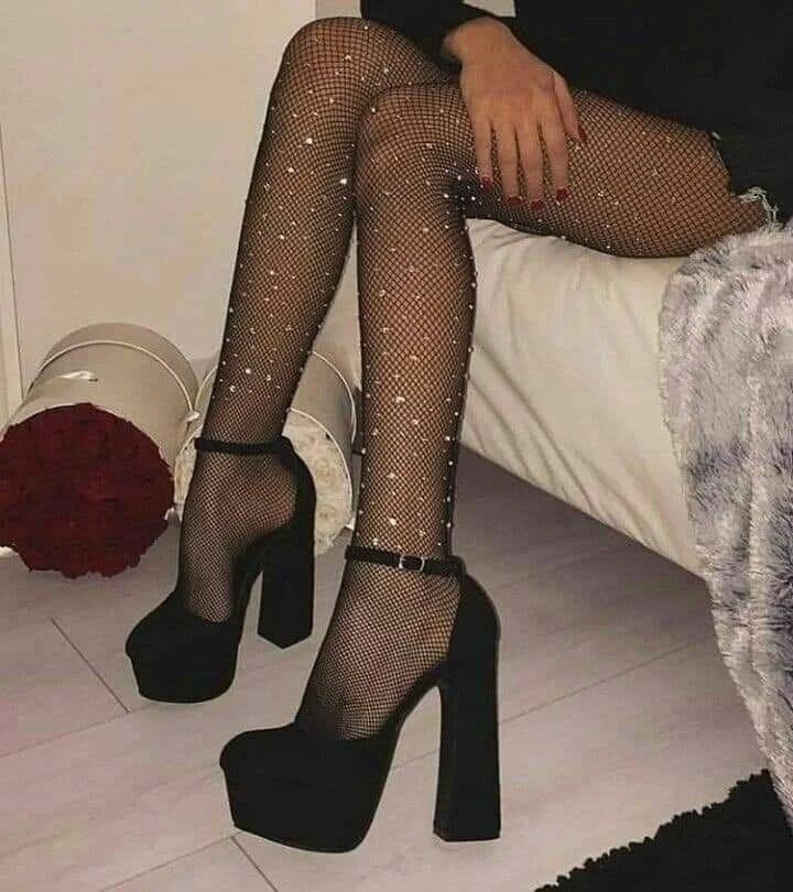 Aesco Siyah File Taşlı Çorap görsel 6
