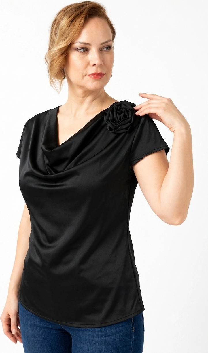Moda Berray 4380 Siyah Gül Aksesuarlı Saten Degaje Yaka Şık Bluz görsel 2