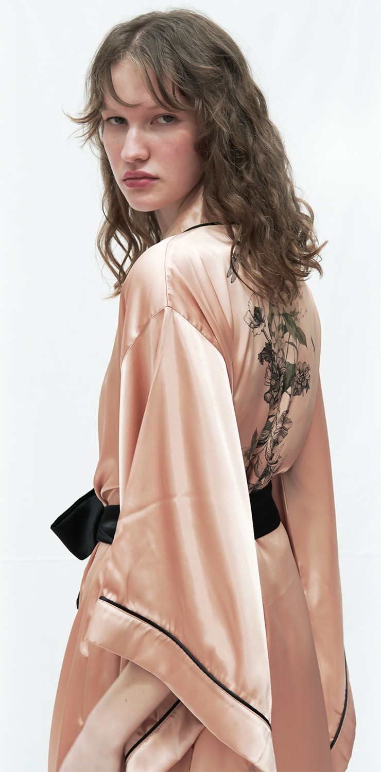 Mita Concept Gold Yarasa Kol Saten Kimono