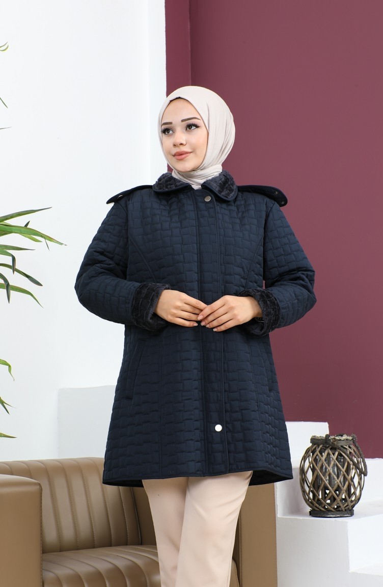 Sefa Merve Büyük Beden Kare Desen Kapitone Mont 6141-02 Lacivert