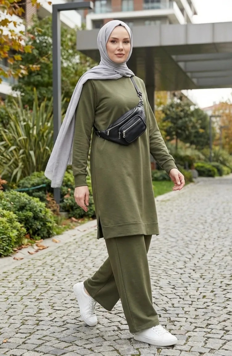 Sefa Merve Haki Yırtmaç Detaylı Eşofman Takım %100 Pamuklu Konforlu ve Şık Tasarım 3083-14