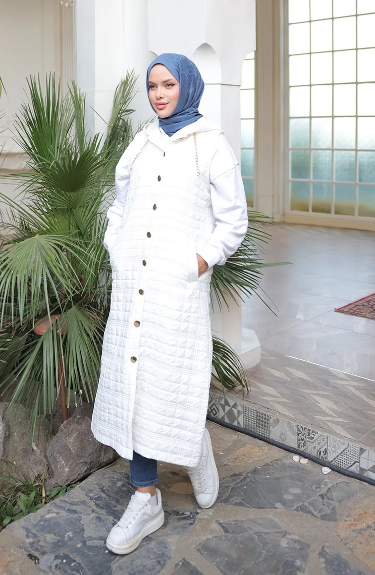 Sefa Merve Kapitone Zincir Detaylı Düğmeli Yelek 71195-07 Krem görsel 3