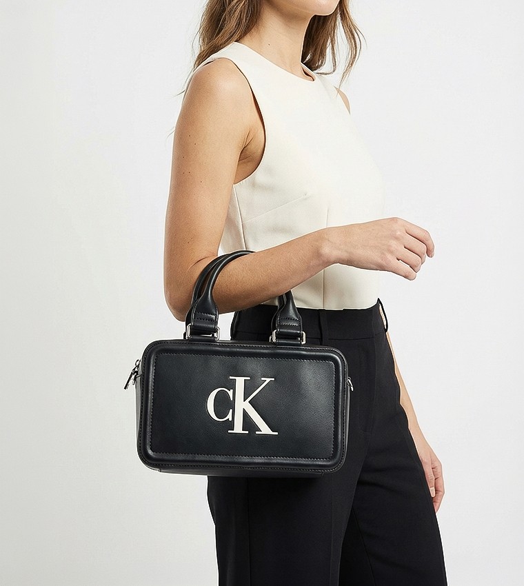 Calvin Klein LV04F3411G3L2 Bold Ck Elongated Kadın El Çantası görsel 8