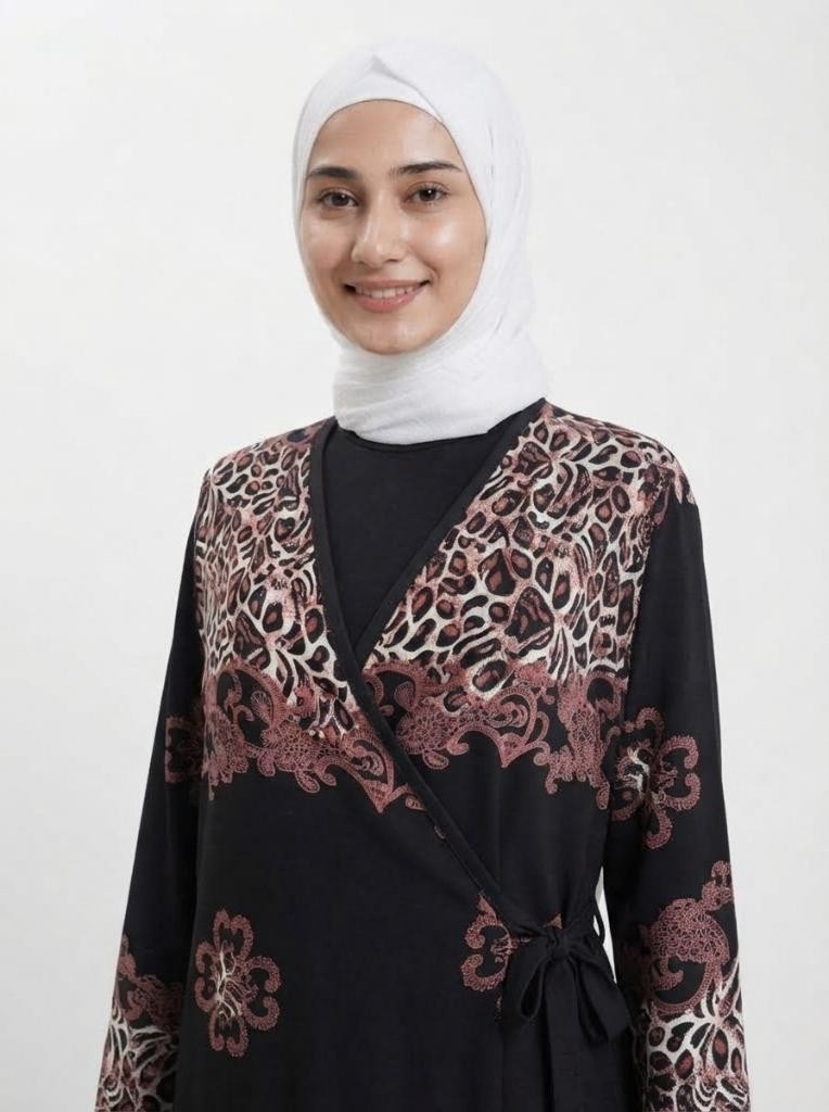 Sedef Moda Anne Tesettür Siyah Leopar Desenli Dantel Detaylı Kruvaze Viskon Namaz Elbisesi görsel 4