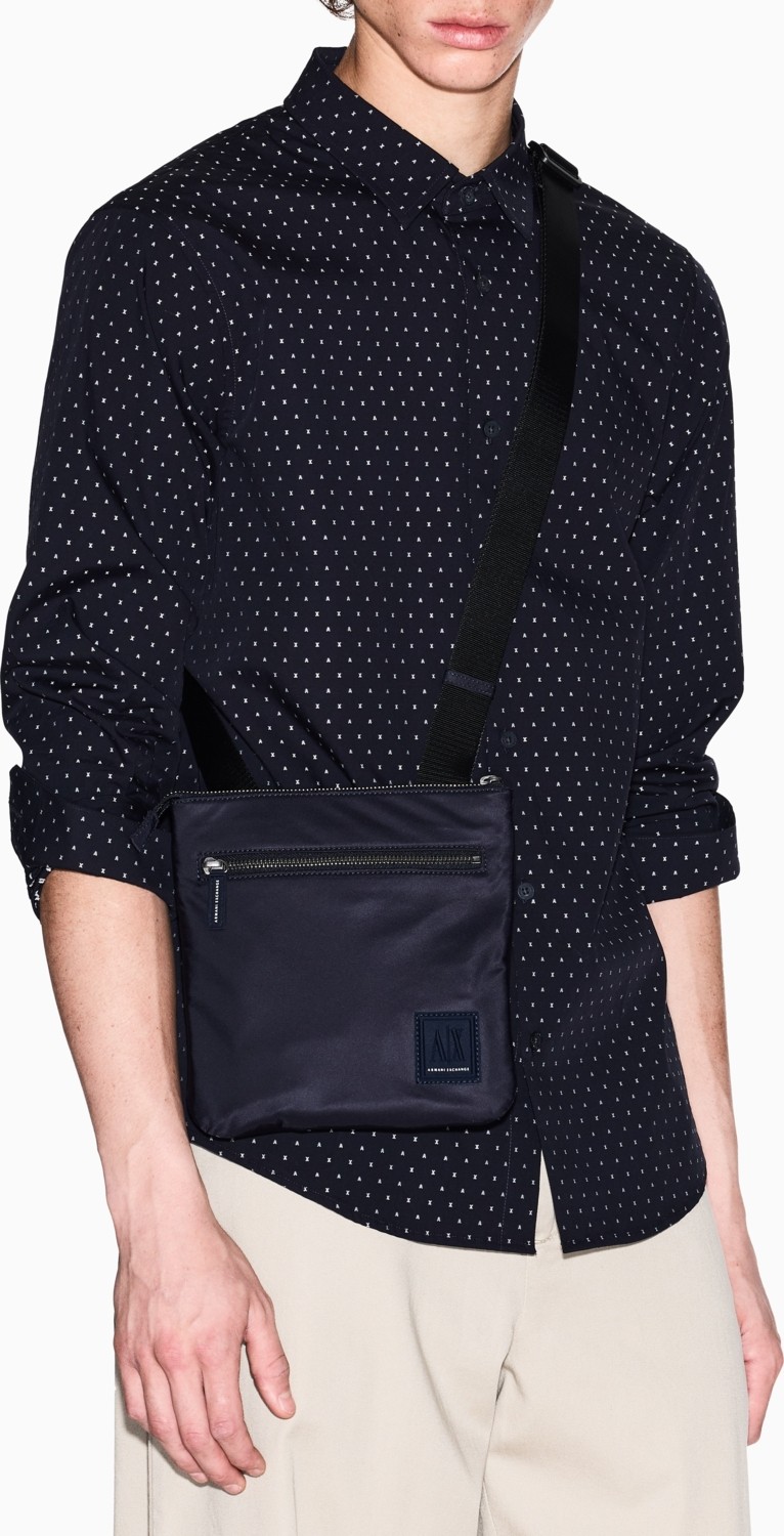 Armani Exchange Erkek Ayarlanabilir Askı Fermuar Kapama Spor Geniş Kullanım Lacivert Body XM000105 AF15129-UB101 görsel 2
