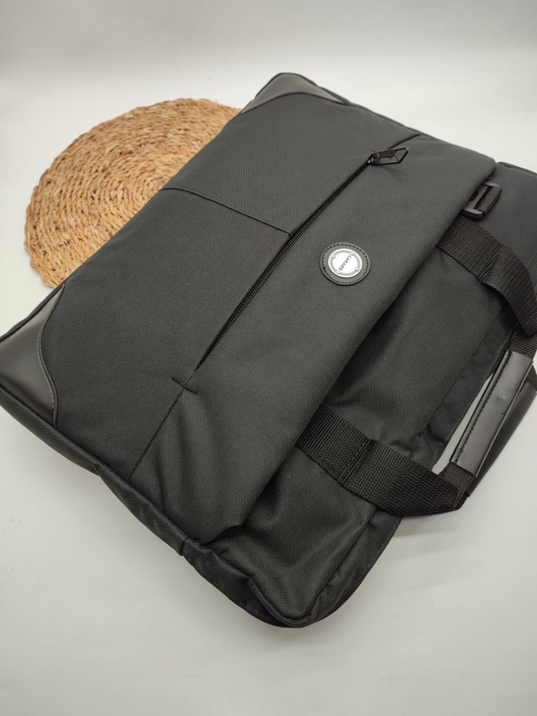 Sanalbolluk Büyük Boy Bilgisayar Notebook Çantası 17.3 Inç