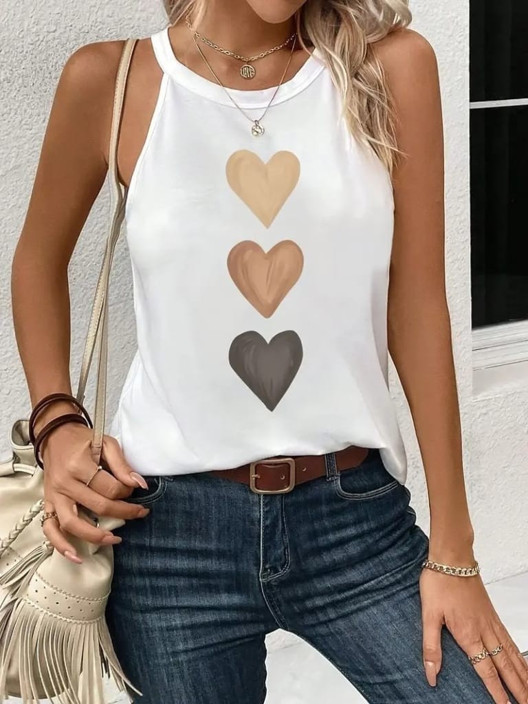 Füme Style Kadın Omuzları Açık Kalp Desenli Beyaz T-Shırt görsel 3
