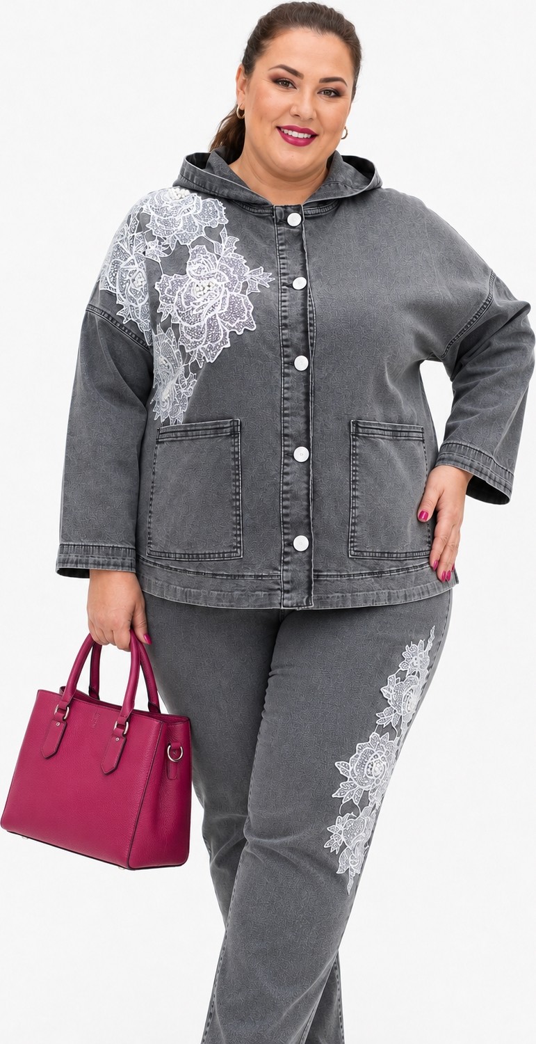 Trieste Wear Büyük Beden Kapüşonlu Düğmeli Çiçek Dantel ve Inci Detaylı Ince Denim Kadın Ceket