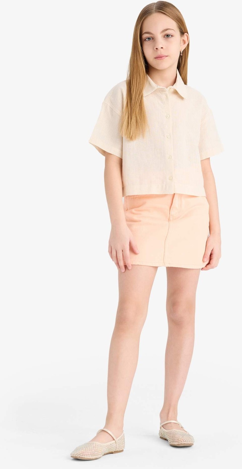 DeFacto %100 Pamuk Cropped Fit Sırt Baskılı Kısa Kollu Gömlek Kız Çocuk E4258A825SM görsel 2