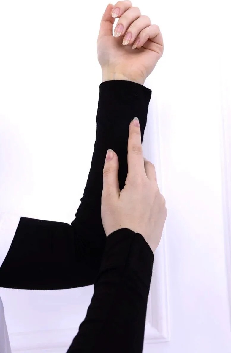 Alivascarf Likralı Penye Kolluk Siyah - Pratik Kadın Tesettür Düz Namaz Kolluğu 1 Çift 40CM Viskon Hijab görsel 2