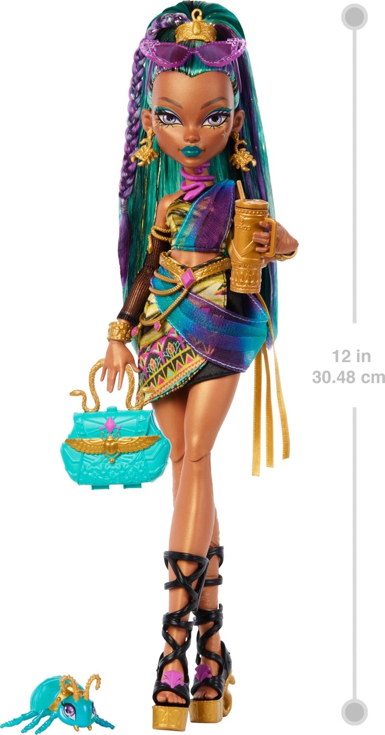 Aesco Monster High Mumya Elbisesiyle Prenses Nefera De Nile Bebek, Evcil Mısır Böceği Lavish ve Çanta, Dizüstü Bilgisayar, Güneş Gözlüğü, Içecek ve Atıştırmalıklar Gibi 7 Aksesuar, JDR48 görsel 2