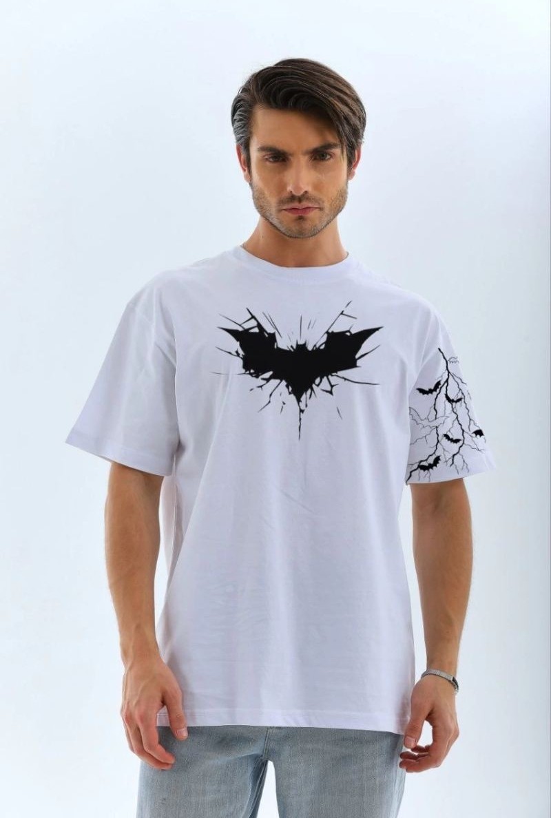 Fantastik Store Erkek Bisiklet Yaka Tişort Ön ve Kol Yarasa Baskılı T-Shirt - Beyaz