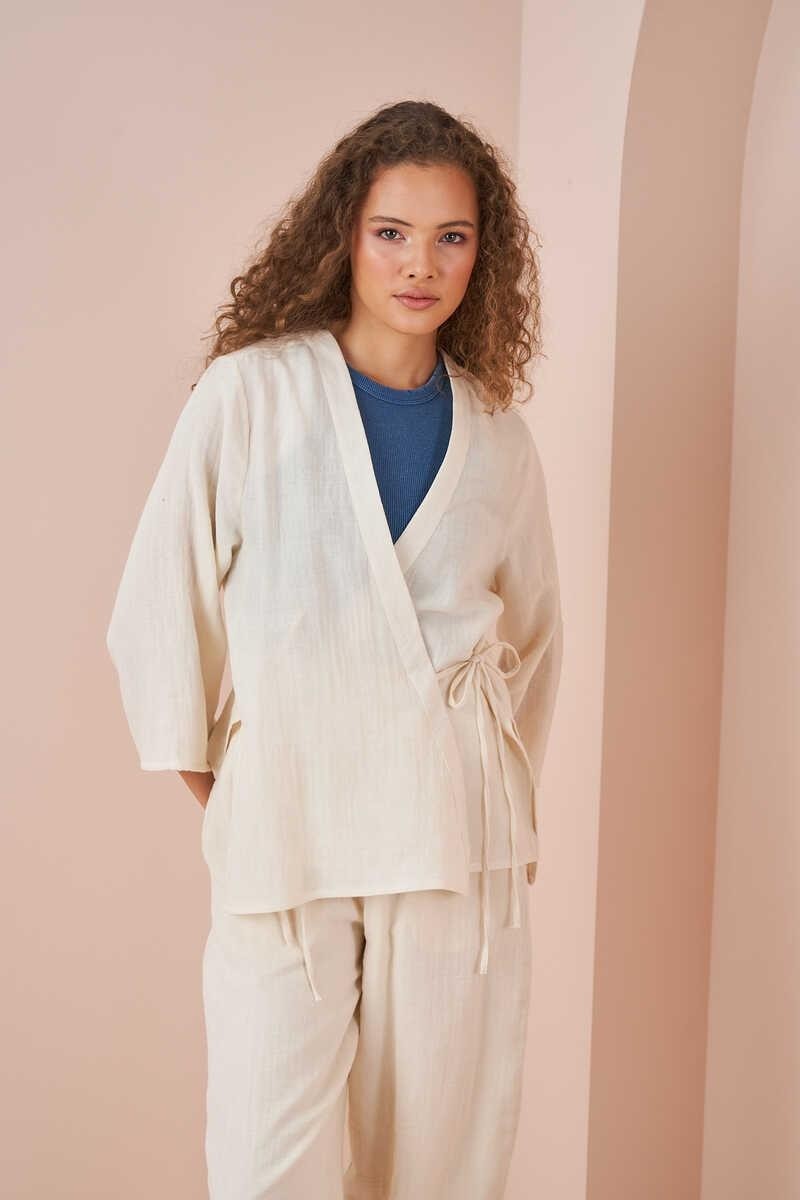 Mevra Kruvaze Kimono Müslin Bluz Ekru görsel 3