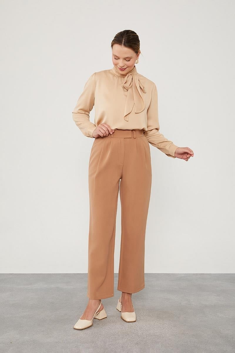 Lêvi D'or Camel Plise Detaylı Kumaş Pantolon görsel 2