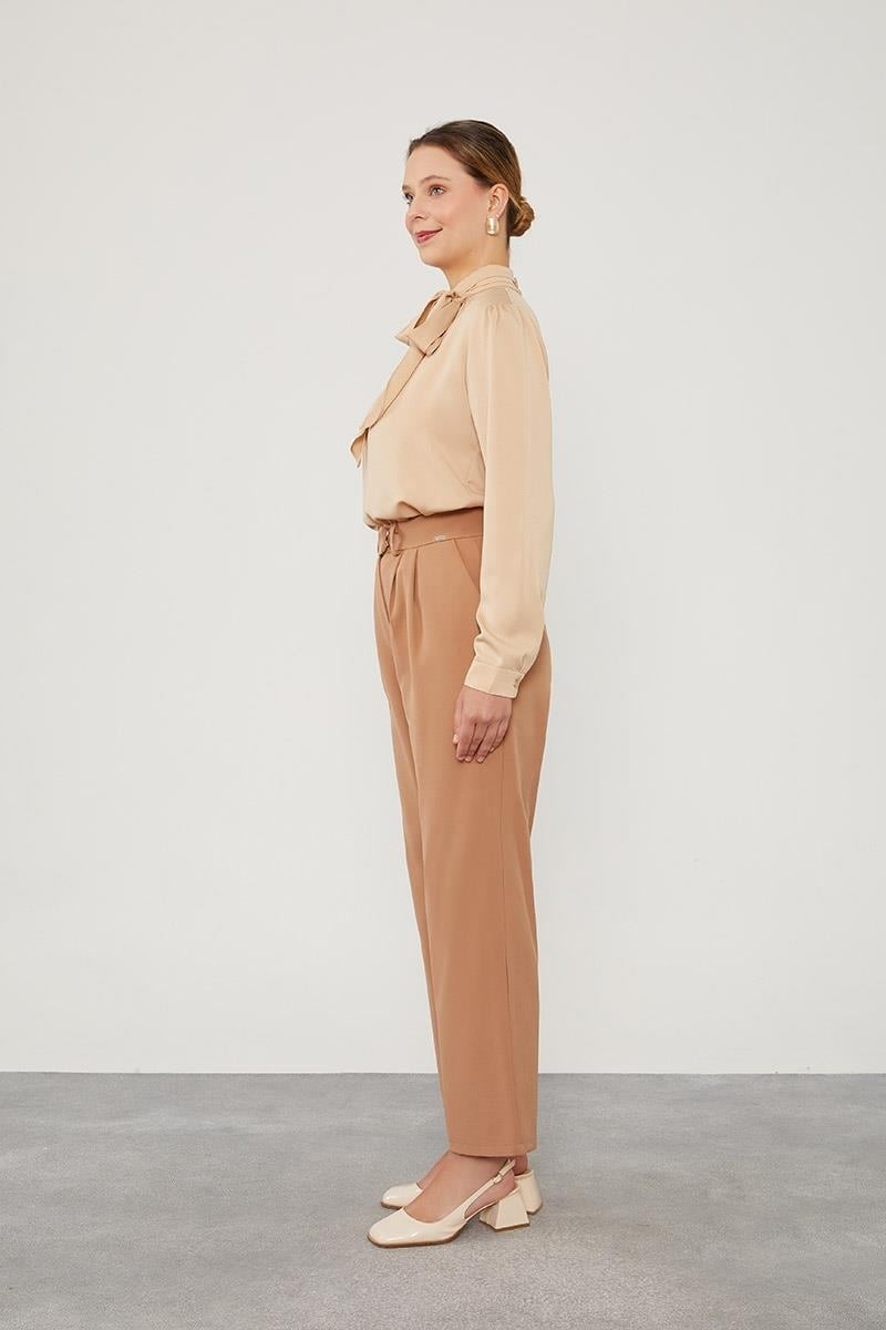 Lêvi D'or Camel Plise Detaylı Kumaş Pantolon görsel 3