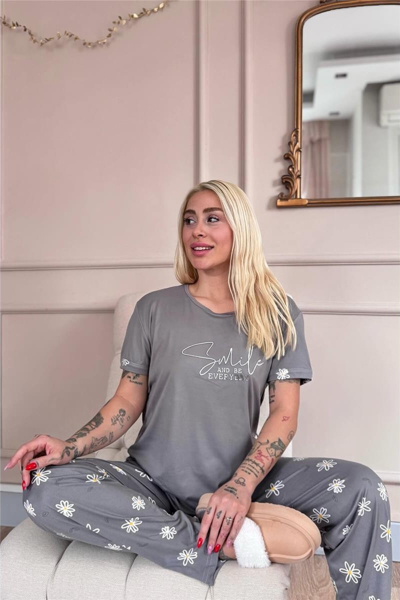 Gri Smile Everyday Desenli Bambu Kısa Kol Kadın Pijama Takımı görsel 4
