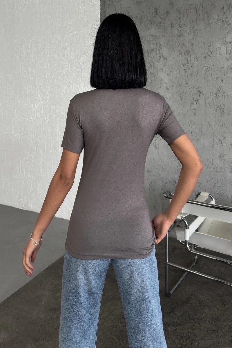 Nemere Rahat ve Şık Kısa Kollu Bisiklet Yaka Likralı Viskon Penye Body Füme görsel 4