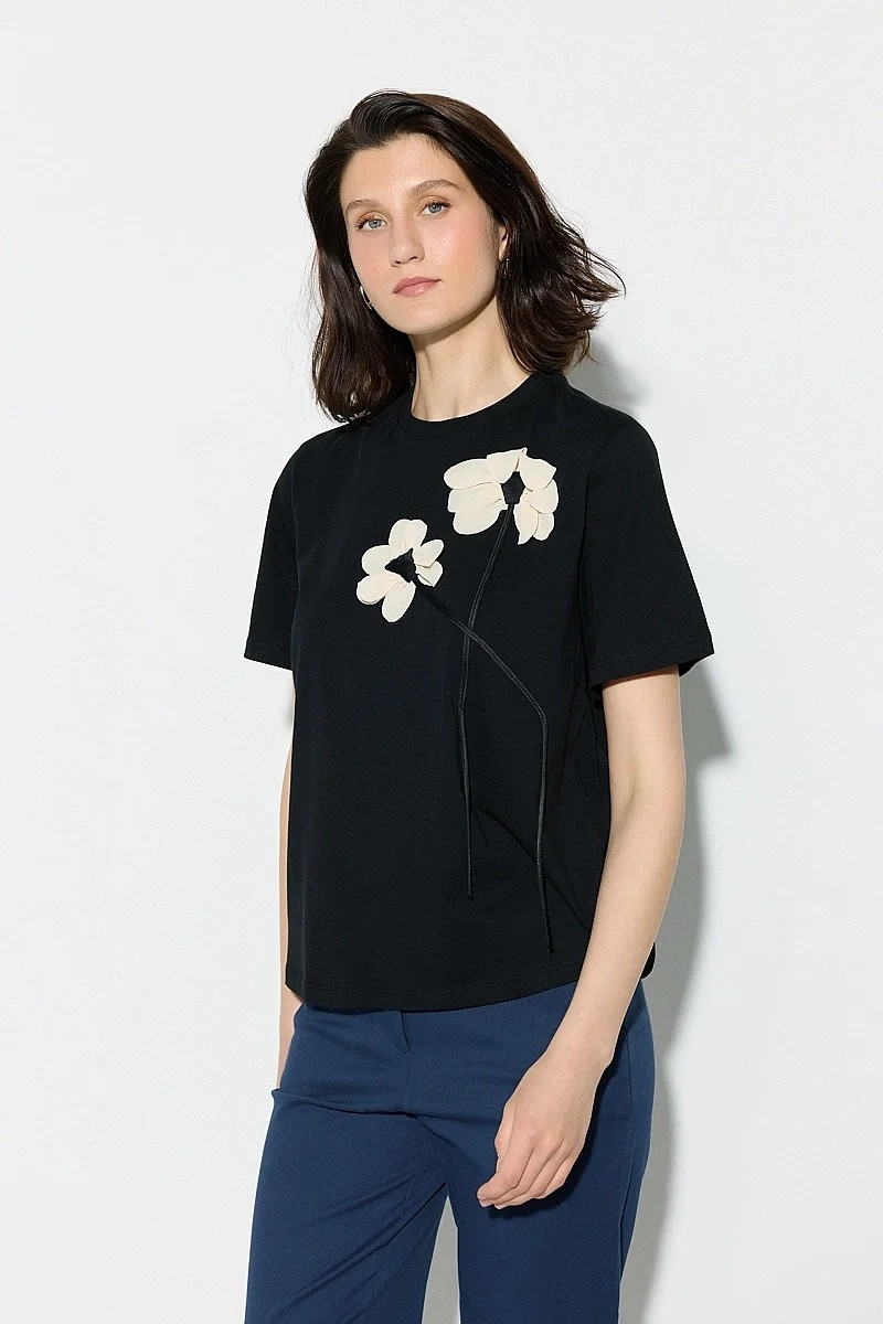 Gusto Çiçek Aplikeli Pamuk Tshirt - Siyah görsel 5