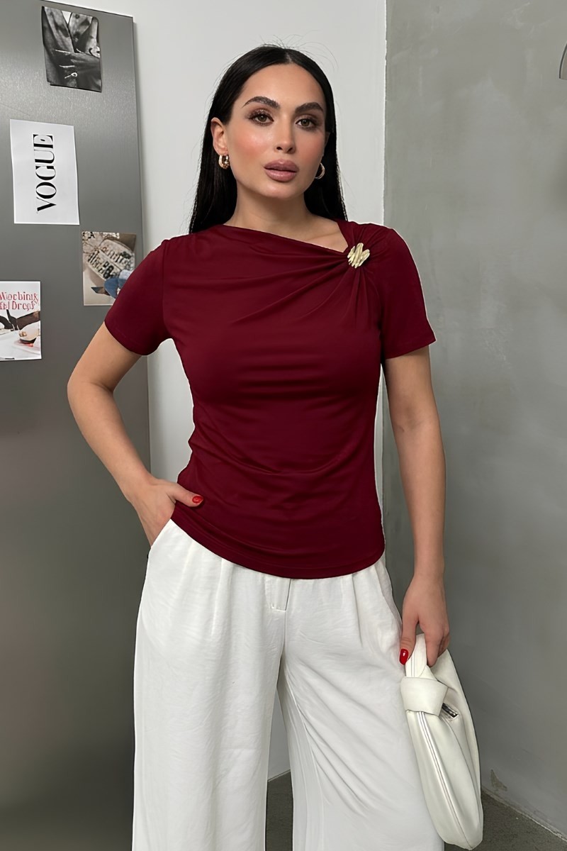 Spirituel Kadın T-Shirt Kısa Kollu Asimetrik Yaka Gold Toka Detaylı Büzgülü Şık Sandy Bluz görsel 7