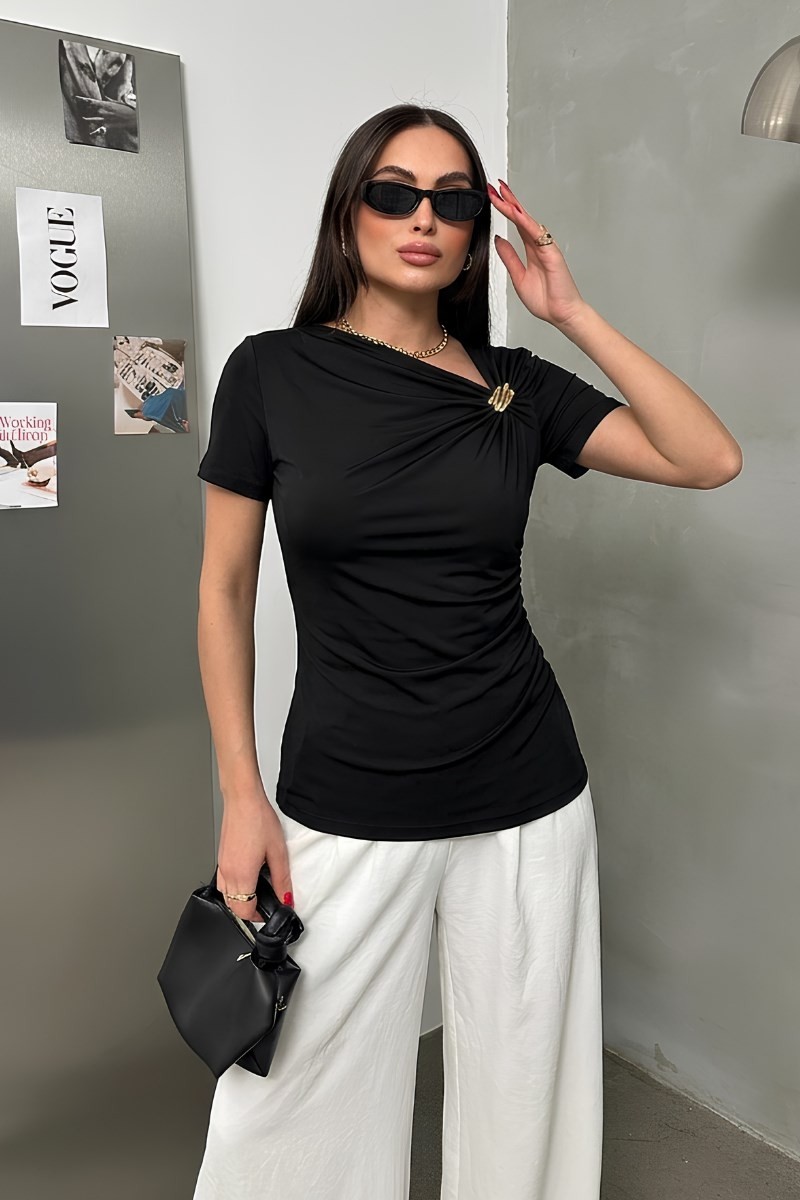 Spirituel Kadın T-Shirt Kısa Kollu Asimetrik Yaka Gold Toka Detaylı Büzgülü Şık Sandy Bluz görsel 5