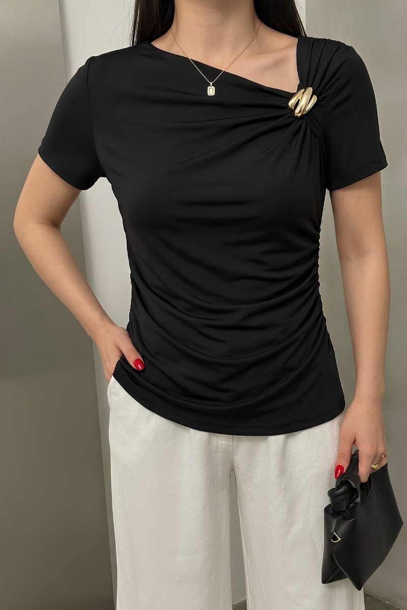 Spirituel Kadın T-Shirt Kısa Kollu Asimetrik Yaka Gold Toka Detaylı Büzgülü Şık Sandy Bluz görsel 6