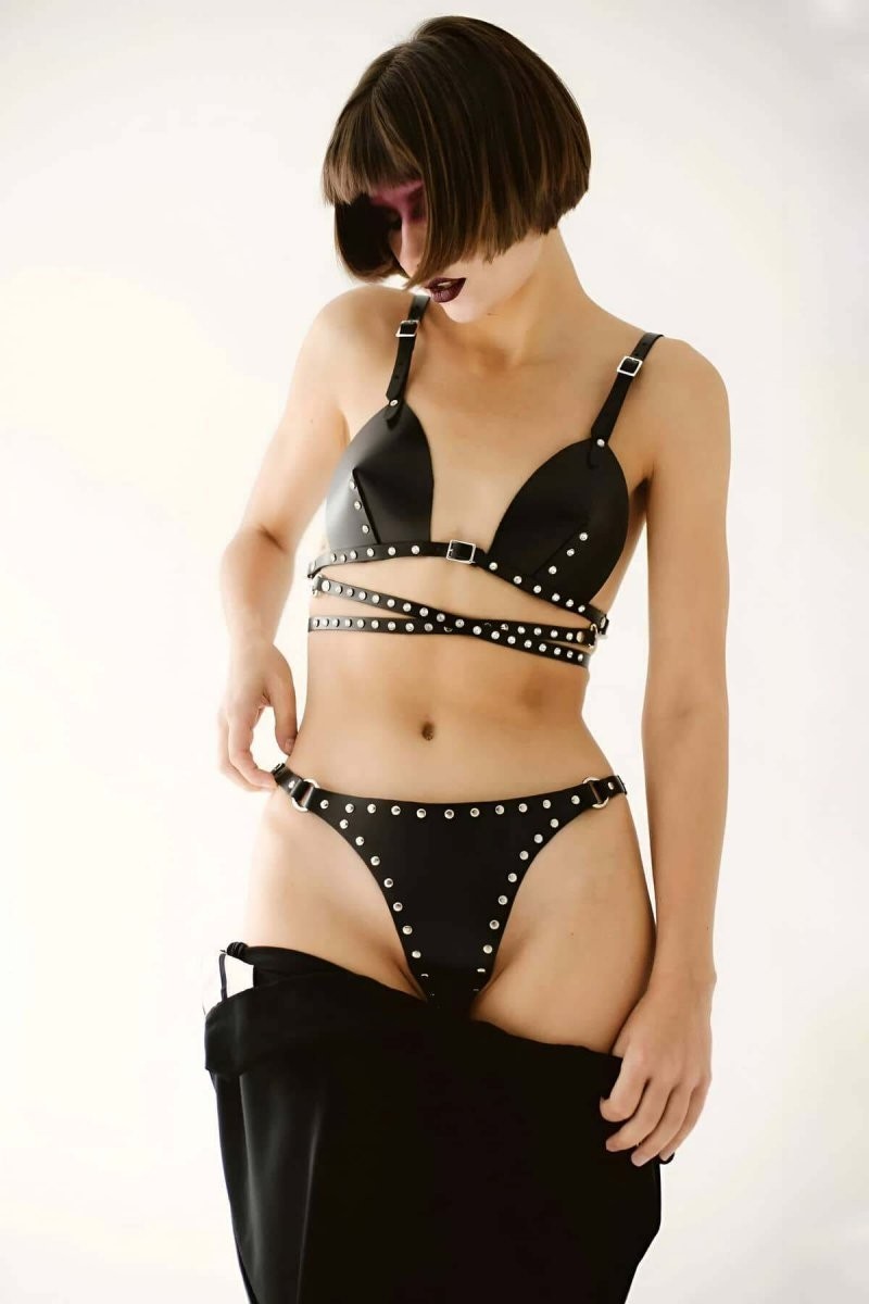 Aesco Seksi Deri Göğüs ve Külot Harness - BRF849
