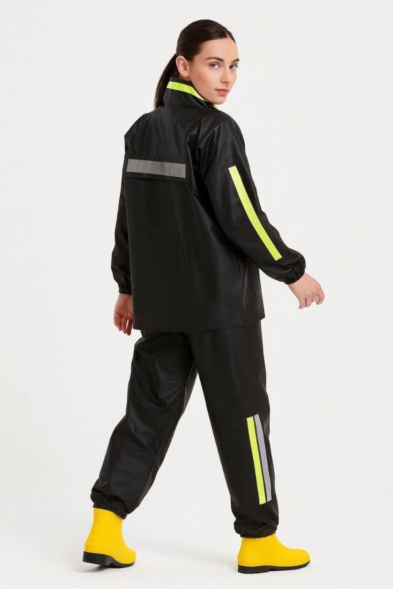 Velmora Fashion Kadın Premium Motorcu Kurye Yağmurluk Takım Su Geçirmez Pvc Reflektörlü Siyah görsel 3