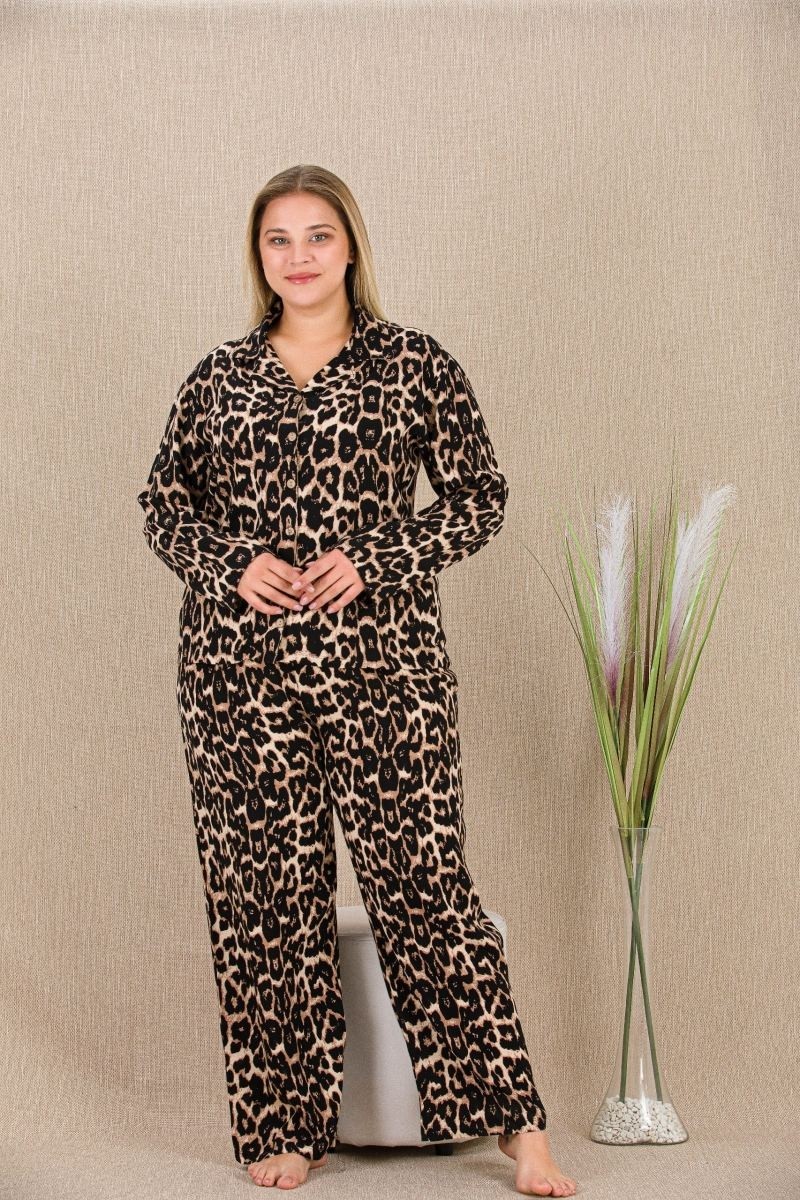 bebekokusu Büyük Beden Leopar Desenli Düğmeli Uzun Kol Viskon Pijama Takımı görsel 2
