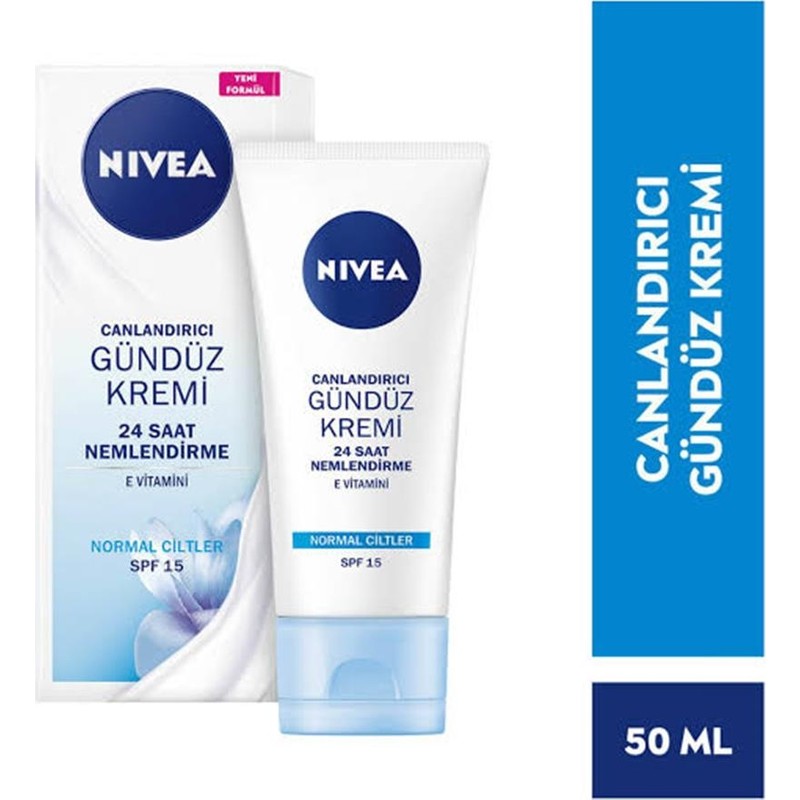 Nivea Essentials Canlandırıcı Gündüz Yüz Bakım Kremi (50 ml) ,Normal Ciltler, E Vitamini, Lotus Çiçeği, Doğal Manolya Özü ile 24 Saat Yoğun Nemlendirme, SPF15 Güneş Koruması